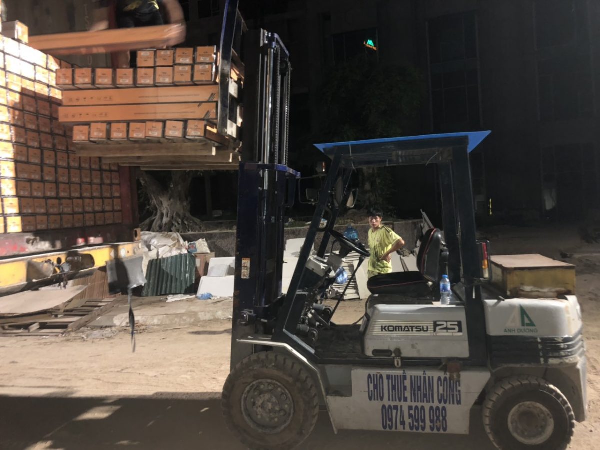 Dịch vụ xe nâng trọn gói ở Hưng Phúc