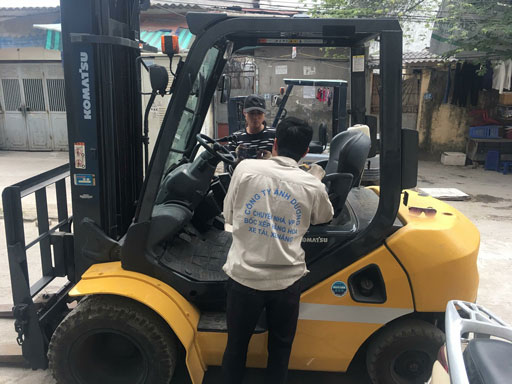 Thuê Xe Nâng Nâng Hạ Hàng Nguyễn Xiển Thanh Xuân Uy Tín